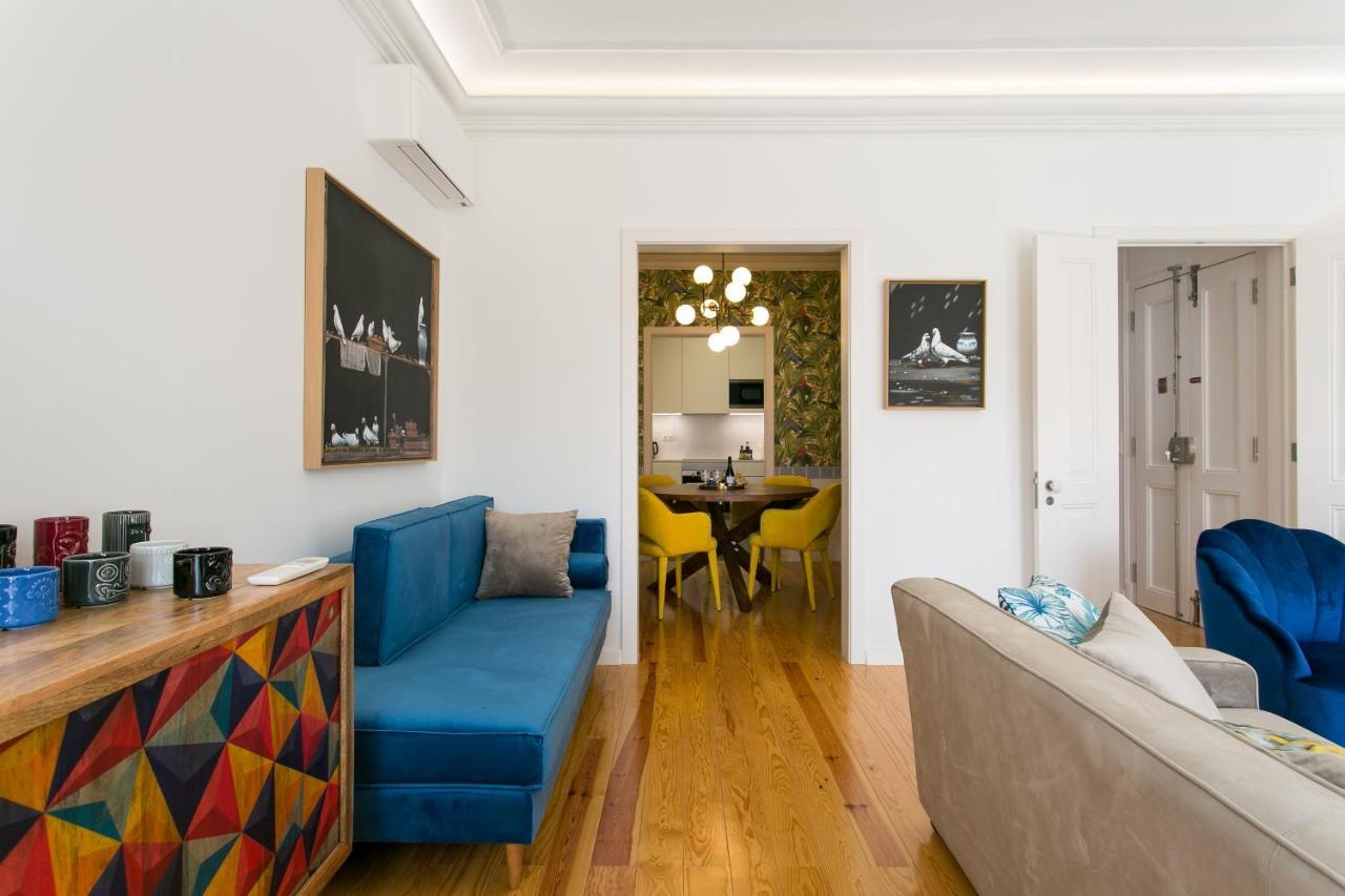 Appartement Luxury Retreat! 2 Suites, Balcony & Views!!
